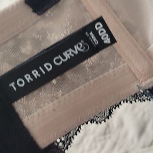Torrid Curve 40DDD Brand new worn once to a wedding.
